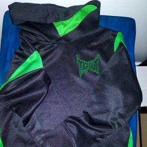 TAPOUT HOODIE YOUTH MD 10-12